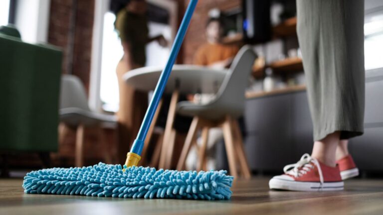 Slik mopper du gulvene riktig i 8 enkle trinn for tyske lesere